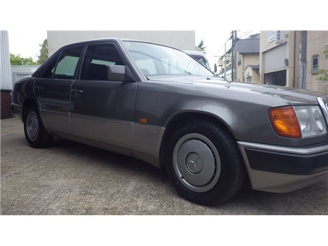 1992 Mercedes-BENZ MEDIUM-CLASS — миниатюра 11