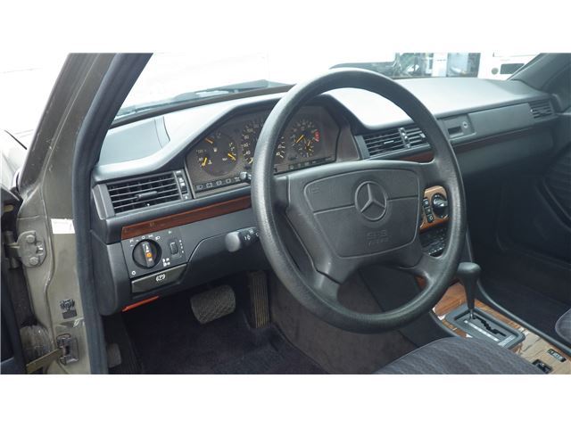 1992 Mercedes-BENZ MEDIUM-CLASS — миниатюра 36