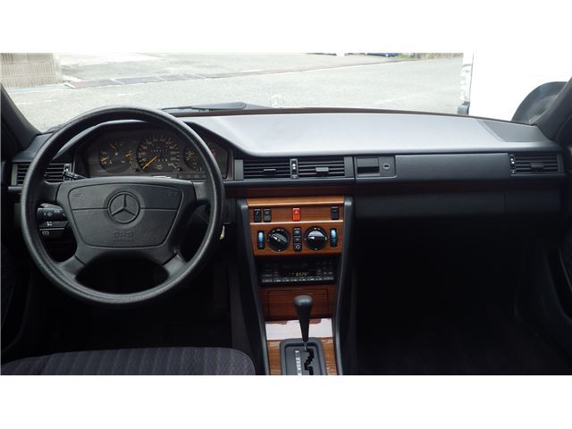 1992 Mercedes-BENZ MEDIUM-CLASS — миниатюра 38