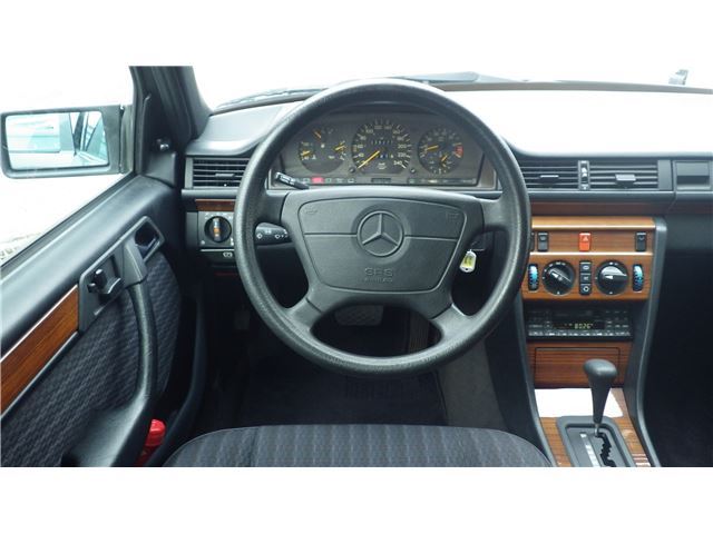 1992 Mercedes-BENZ MEDIUM-CLASS — миниатюра 39