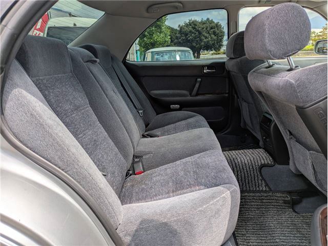 صورة مصغرة 12 لـ 1998 Nissan GLORIA