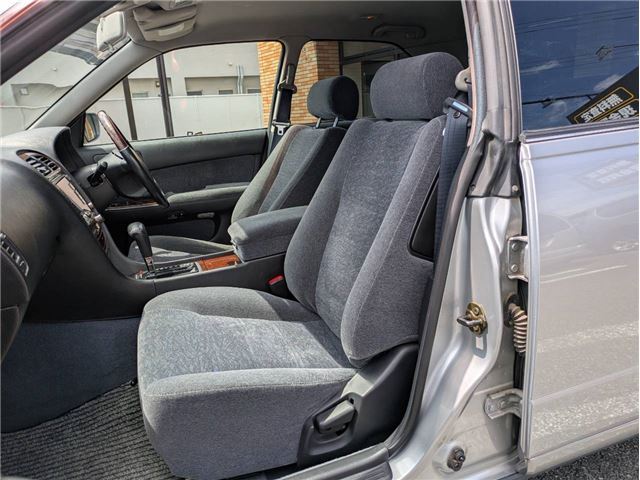 صورة مصغرة 11 لـ 1998 Nissan GLORIA