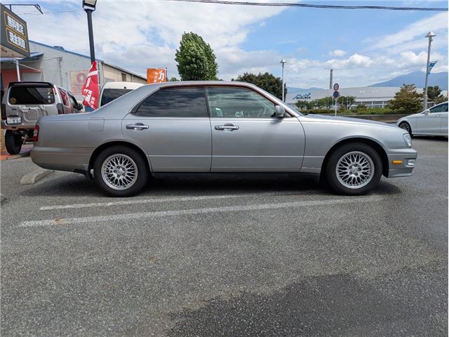 صورة 4 لـ 1998 Nissan GLORIA