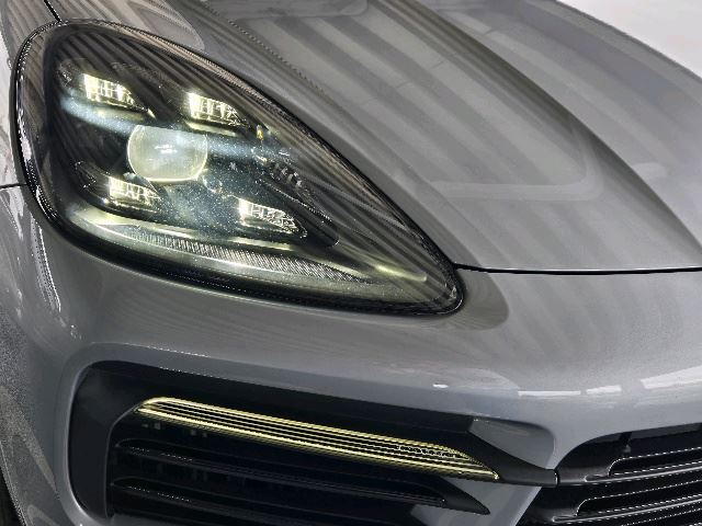 2020 Porsche CAYENNE COUPE — миниатюра 22