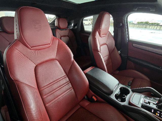 2020 Porsche CAYENNE COUPE — миниатюра 23