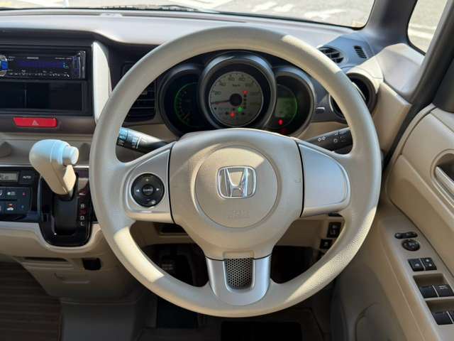 2012 Honda N-BOX+ 照片 8