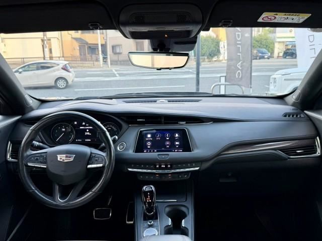2024 Cadillac XT4 照片 3