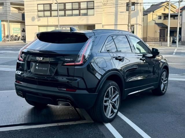 2024 Cadillac XT4 照片 2