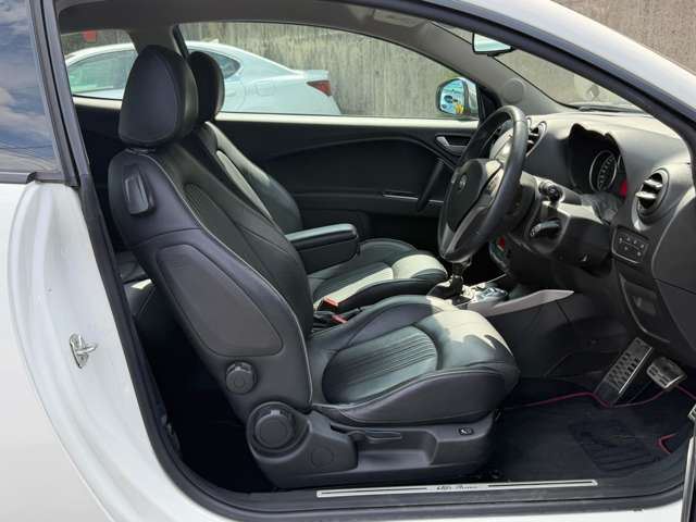 2017 ALFA Romeo MITO — миниатюра 14