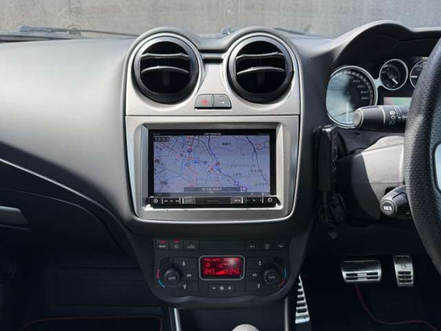 2017 ALFA Romeo MITO — миниатюра 23