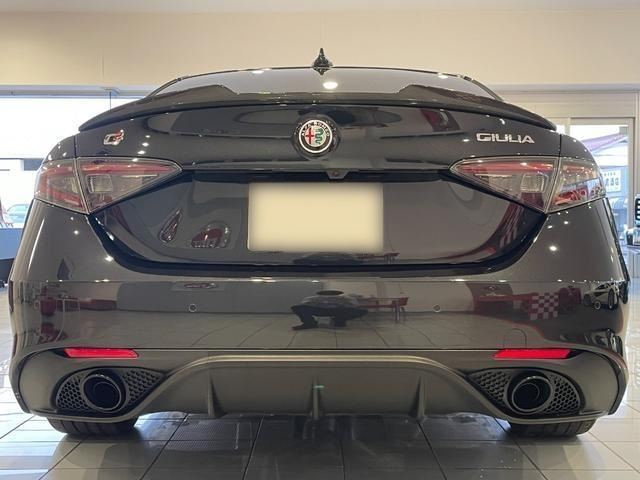 صورة 10 لـ 2023 ALFA Romeo JULIA
