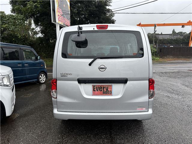 2009 Nissan NV200 VANETTE VAN photo 4