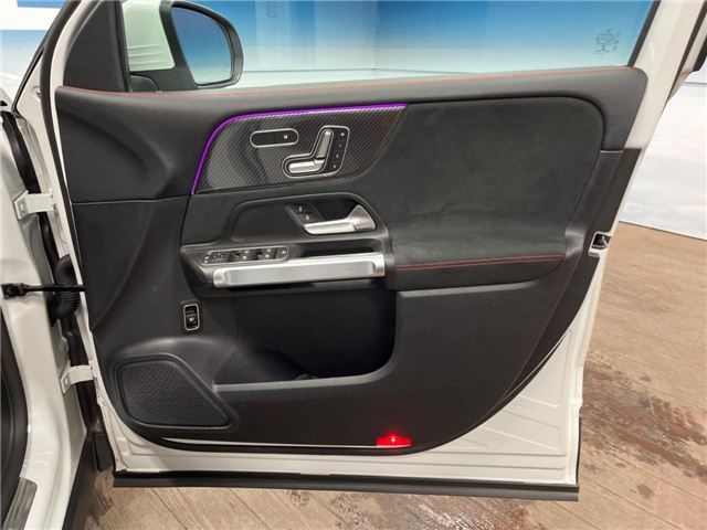 2020 Mercedes-BENZ GLB 缩略图 21