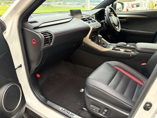 صورة مصغرة 20 لـ 2014 Lexus NX