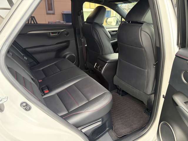 صورة مصغرة 29 لـ 2014 Lexus NX
