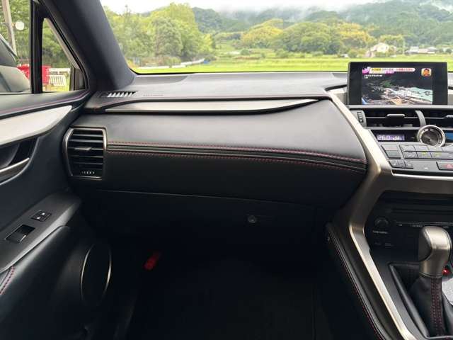 صورة مصغرة 40 لـ 2014 Lexus NX