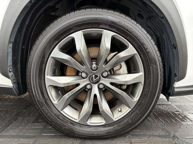 صورة مصغرة 59 لـ 2014 Lexus NX