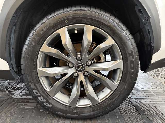 صورة مصغرة 63 لـ 2014 Lexus NX