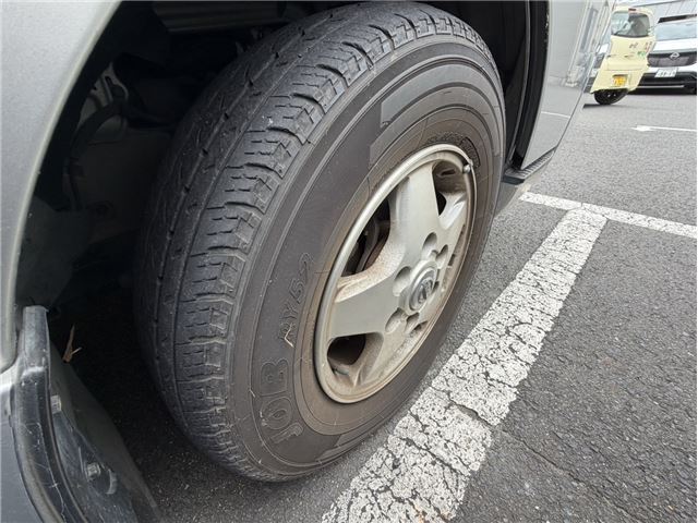 2003 Nissan CARAVAN — миниатюра 17