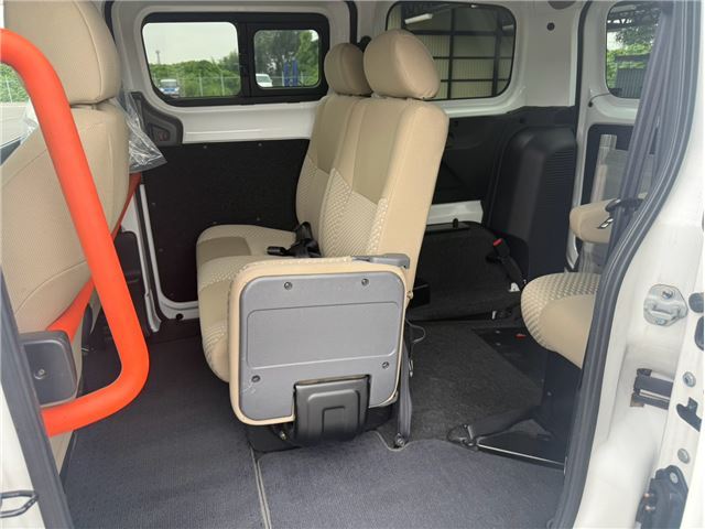 2011 Nissan NV200VANETTE WAGON 缩略图 13