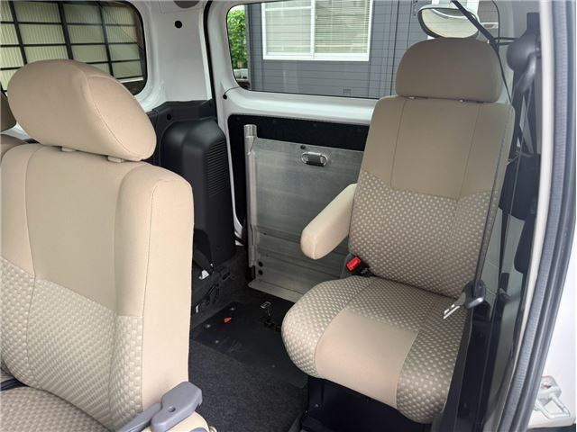 2011 Nissan NV200VANETTE WAGON 缩略图 17