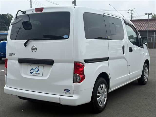 2011 Nissan NV200VANETTE WAGON 照片 6
