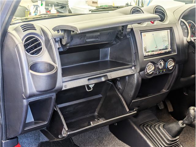 2008 Nissan KICKS thumbnail 37