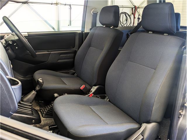 2008 Nissan KICKS thumbnail 38