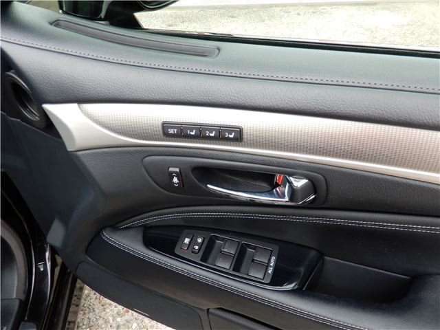 صورة مصغرة 22 لـ 2015 Lexus LS