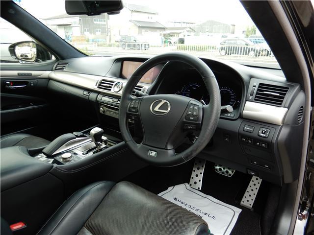 صورة مصغرة 23 لـ 2015 Lexus LS