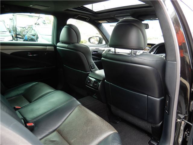 صورة مصغرة 31 لـ 2015 Lexus LS