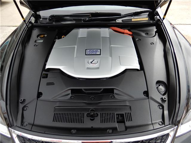 2015 Lexus LS photo 4
