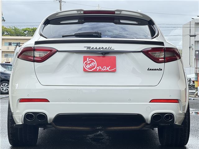 صورة مصغرة 18 لـ 2016 Maserati LEVANTE