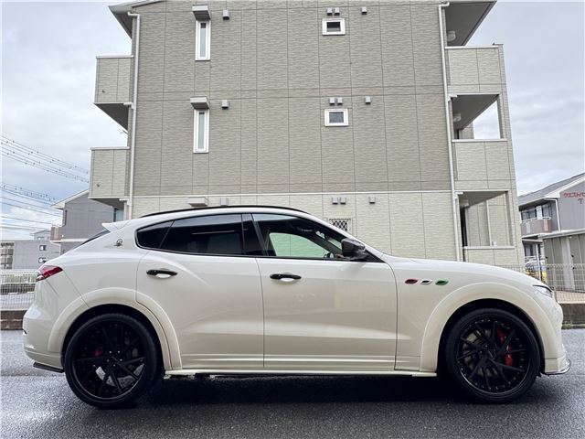 صورة مصغرة 19 لـ 2016 Maserati LEVANTE