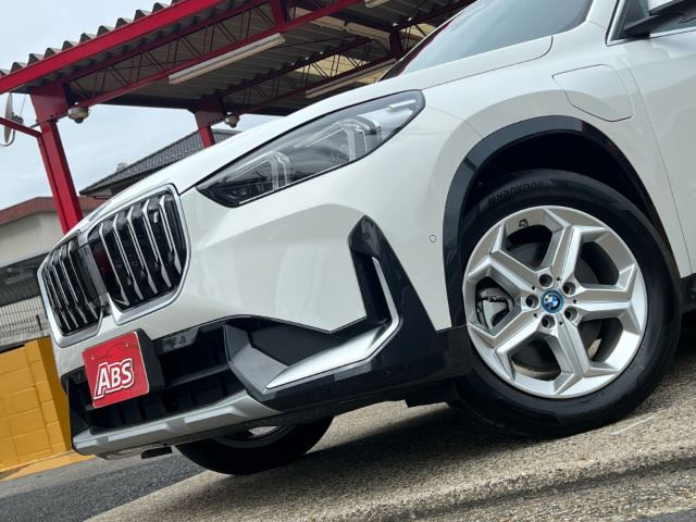 2023 BMW IX1 照片 2