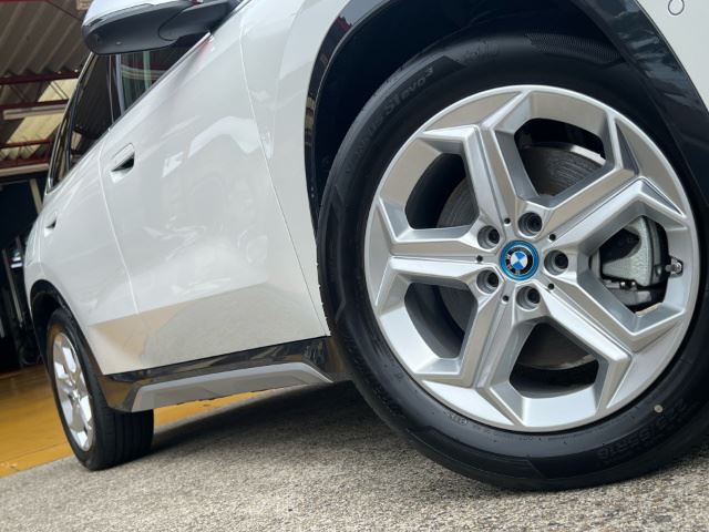 2023 BMW IX1 照片 11