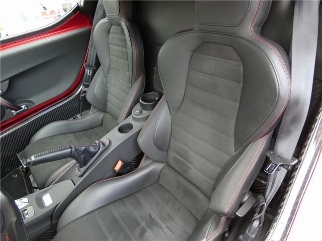 صورة مصغرة 16 لـ 2015 ALFA Romeo 4C