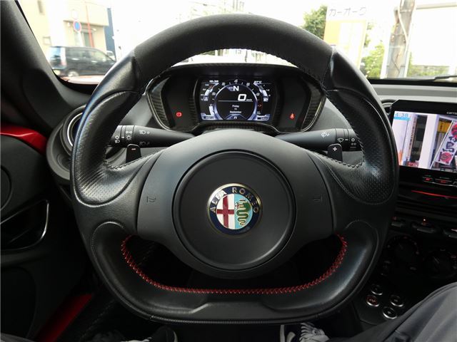 صورة مصغرة 21 لـ 2015 ALFA Romeo 4C