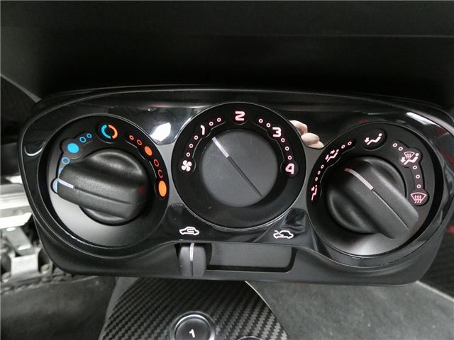 صورة مصغرة 26 لـ 2015 ALFA Romeo 4C