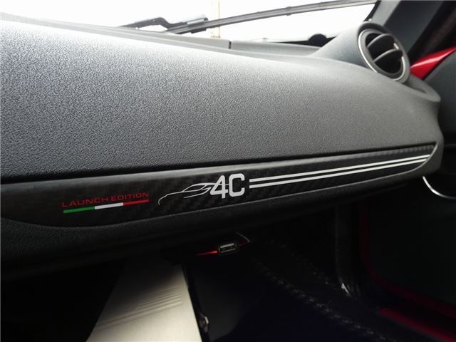 صورة مصغرة 33 لـ 2015 ALFA Romeo 4C