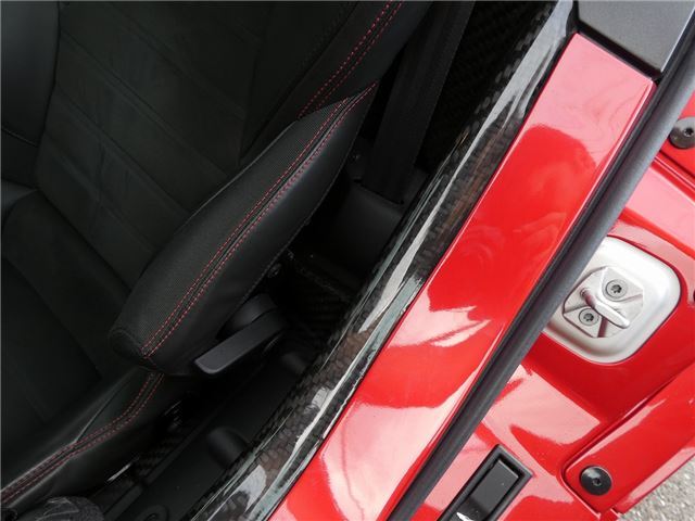 صورة مصغرة 40 لـ 2015 ALFA Romeo 4C