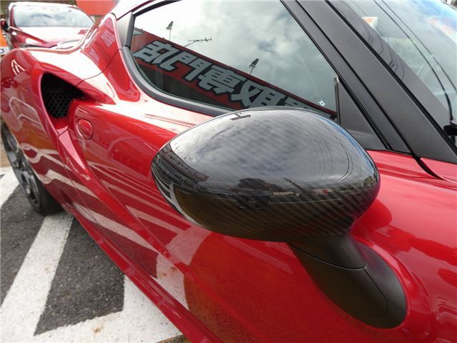 صورة مصغرة 45 لـ 2015 ALFA Romeo 4C