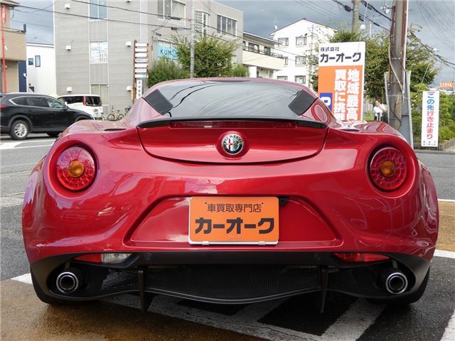 صورة 7 لـ 2015 ALFA Romeo 4C