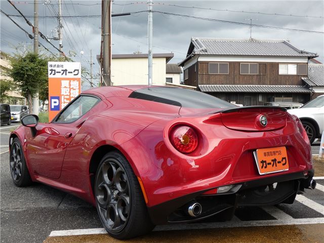 صورة 4 لـ 2015 ALFA Romeo 4C