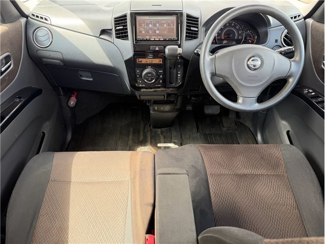 2009 Nissan ROOX — миниатюра 3