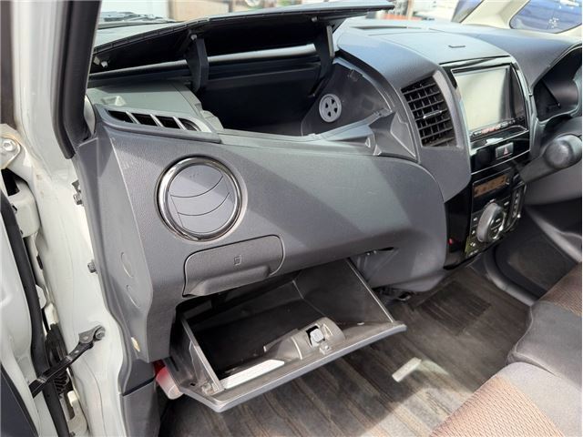 2009 Nissan ROOX — миниатюра 26