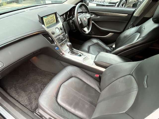 2011 Cadillac CTS — миниатюра 11