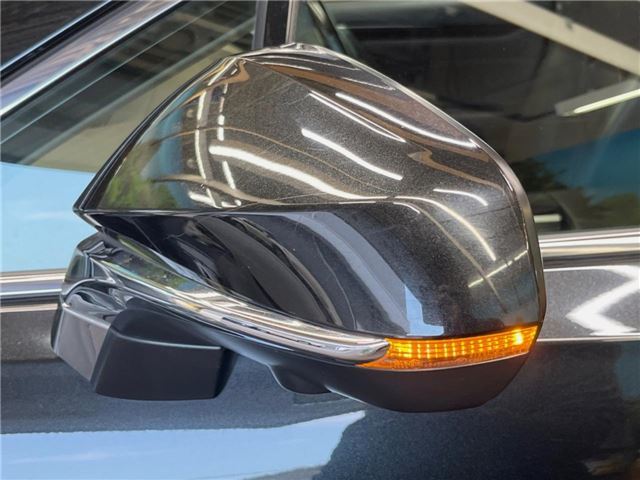 صورة مصغرة 16 لـ 2016 Lexus RX