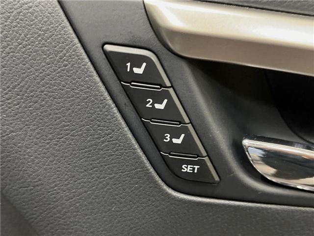 صورة مصغرة 30 لـ 2016 Lexus RX