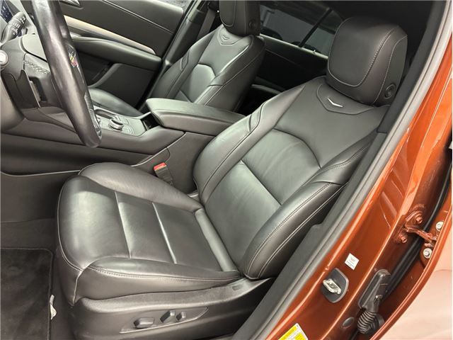 2021 Cadillac XT4 照片 3